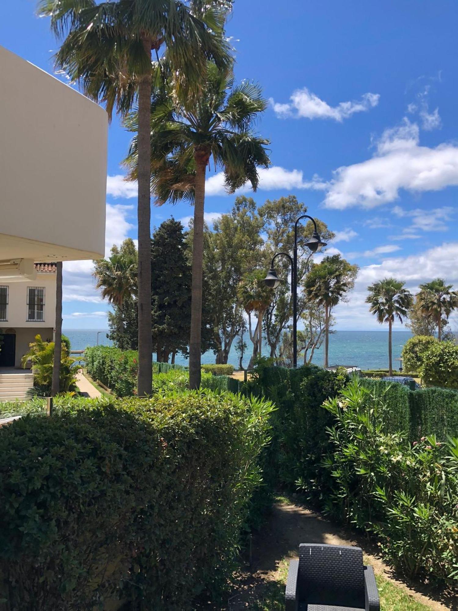 Garden Beach Townhouse Estepona Exterior foto